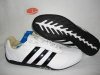 comfortable sports shoes